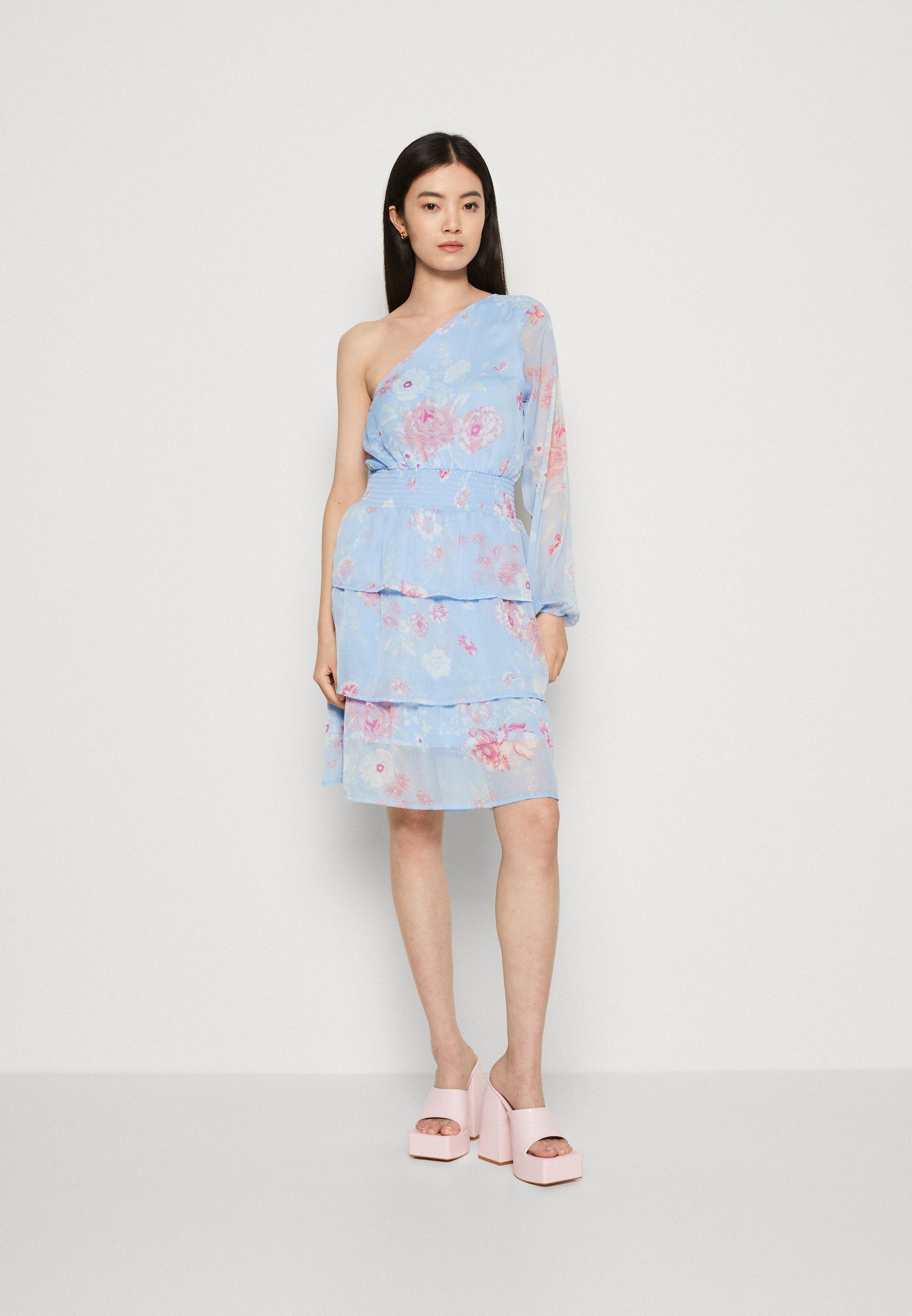 ONLASTA EMMA ONESHOULDER DRESS Media 3
