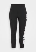 Nike Sportswear PLUS