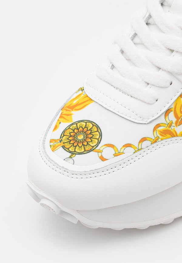 Versace Jeans Couture