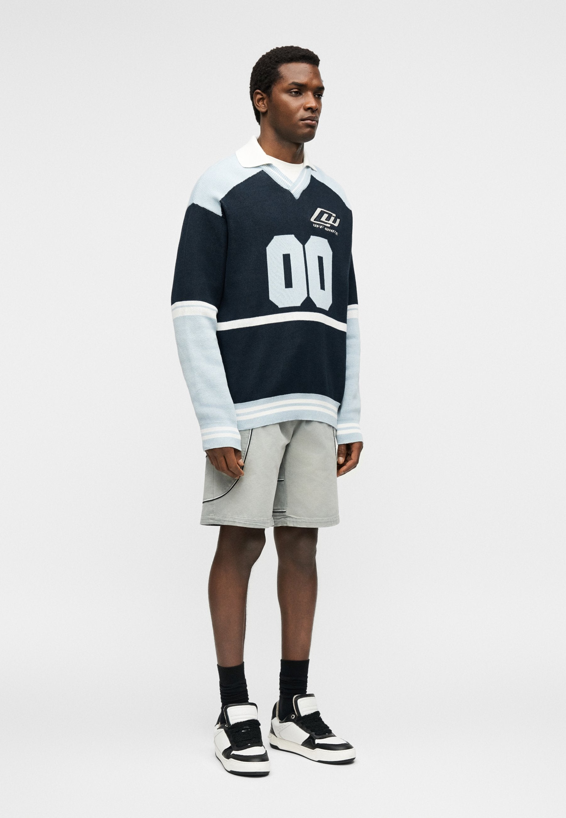 OFF-WHITE