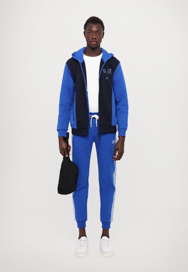 EA7 Emporio Armani PANTALONI