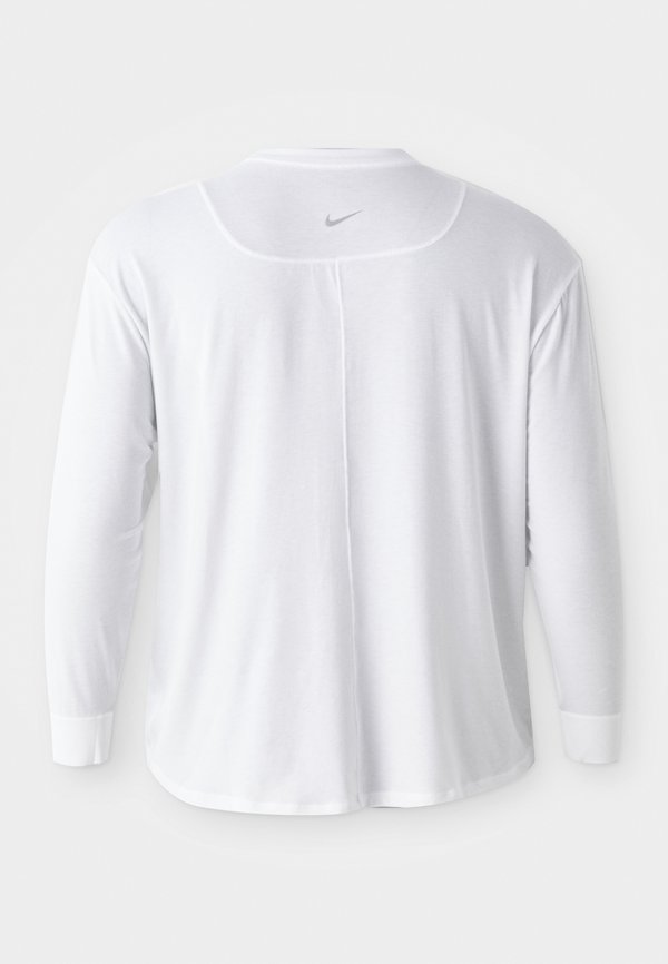 Nike Performance ONE RELAXED