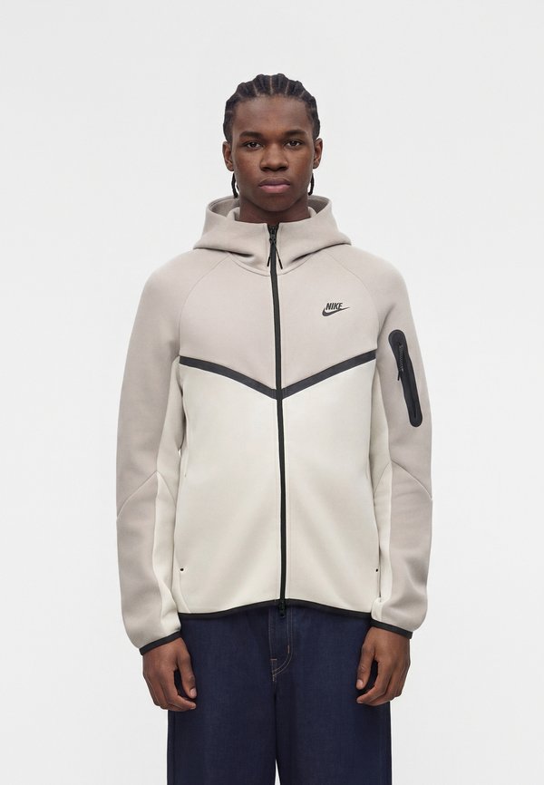 Nike Sportswear M NK TCH FLC FZ WR HOODIE - Zip-up sweatshirt - college grey/light bone/black