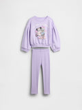 Lila Kinder-Loungewear-Set mit einem langärmligen Oberteil mit Puffärmeln und einem Grafikdruck, kombiniert mit passenden Leggings.