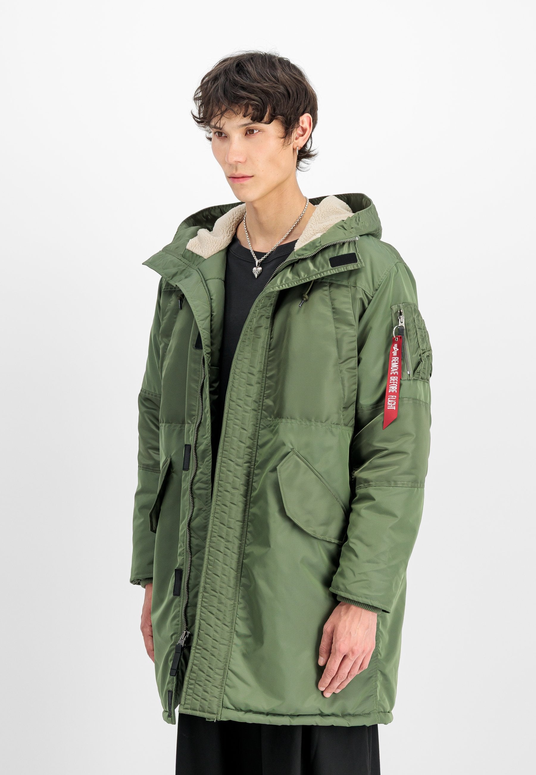 Alpha Industries FIELD