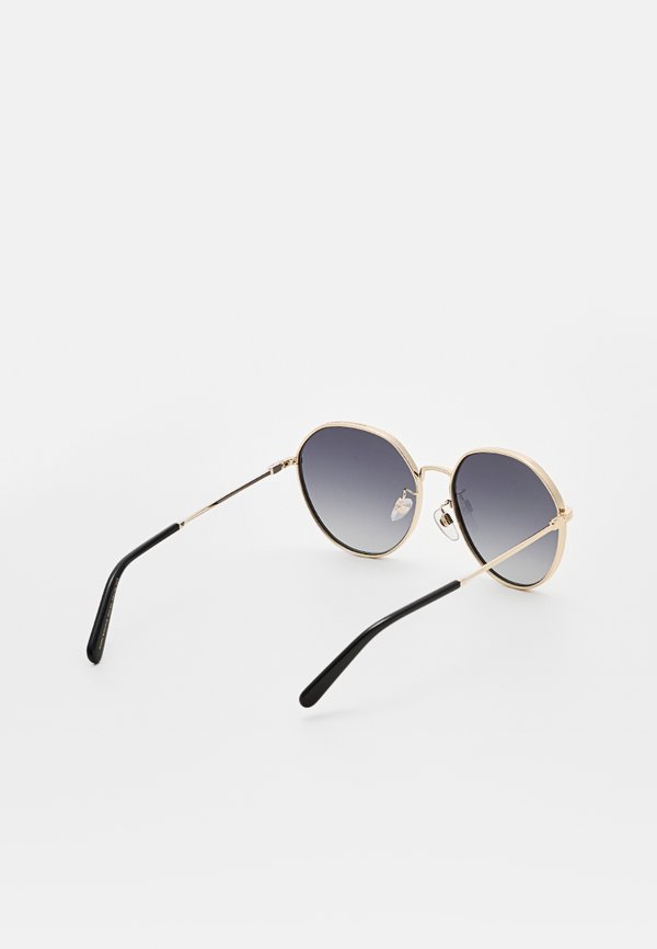 MARC JACOBS