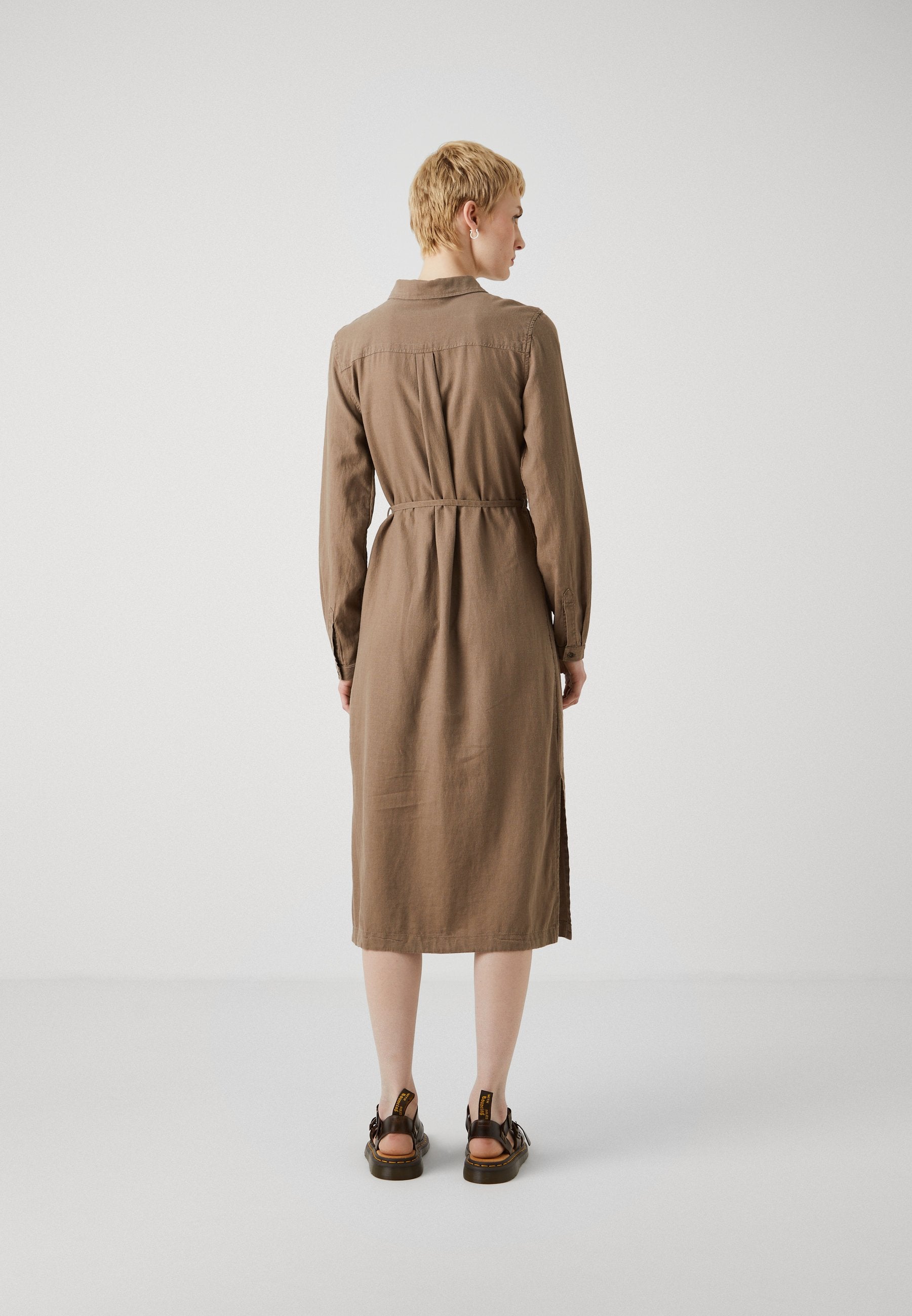 ONLCARO SHIRT DRESS Media 4