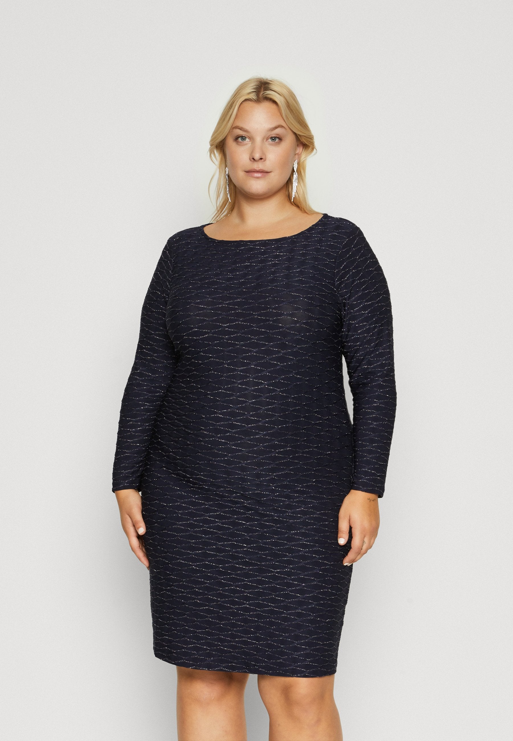 CARASTRA GLITTER DRESS Media 3