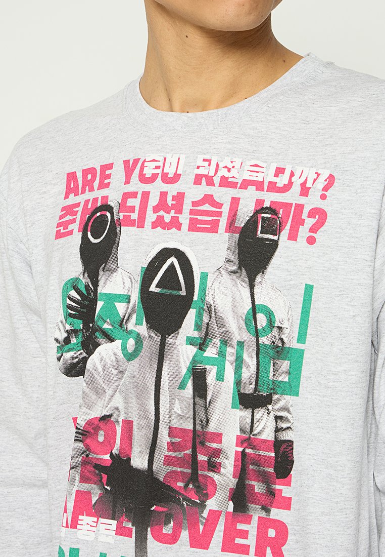 NETFLIX Langarmshirt Media 4