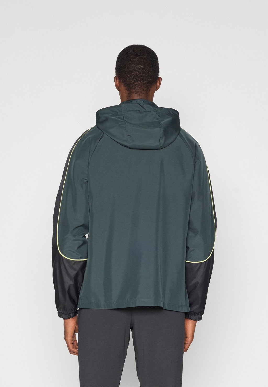 Nike Performance