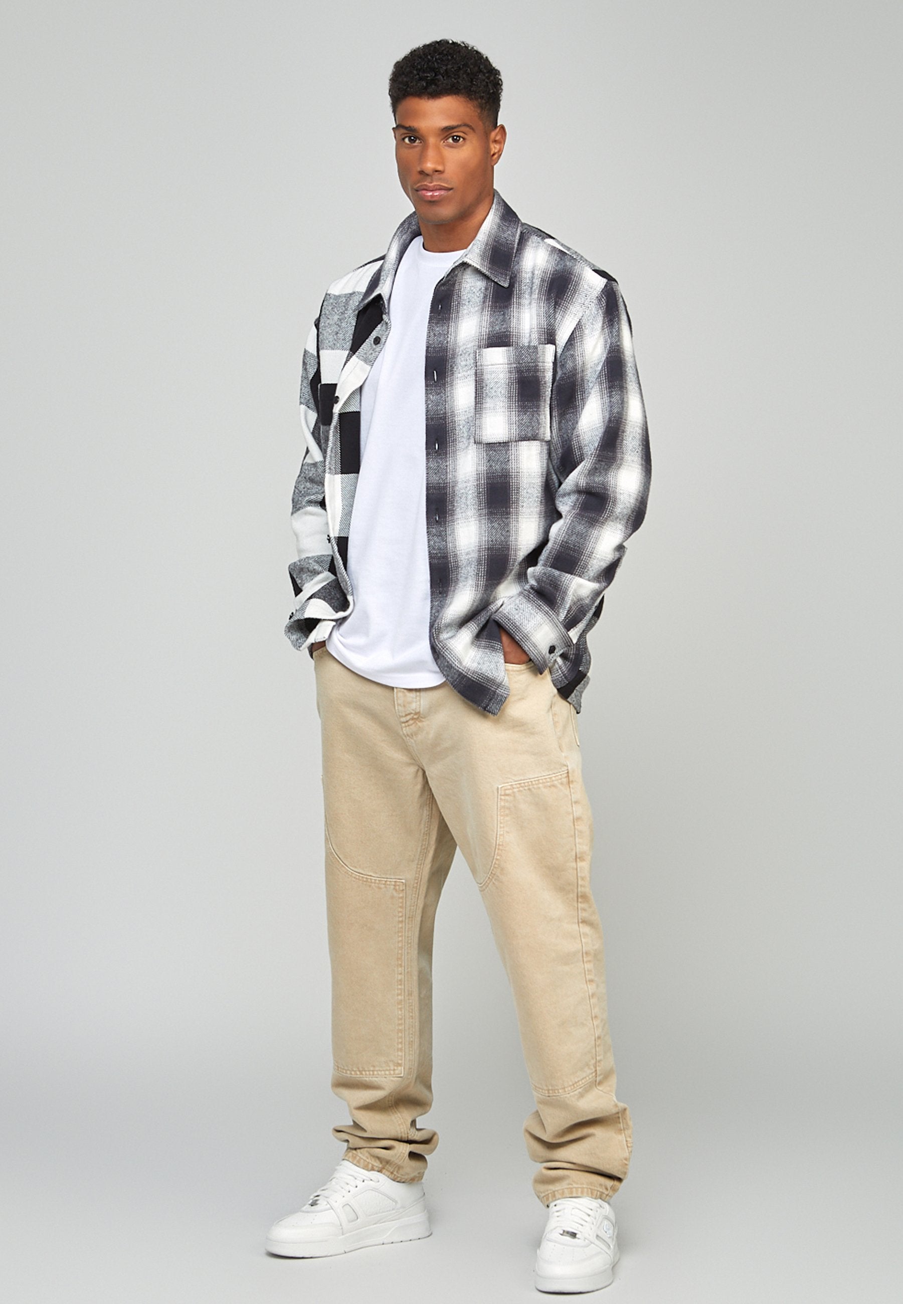 SIKSILK STRAIGHT FIT CARPENTER