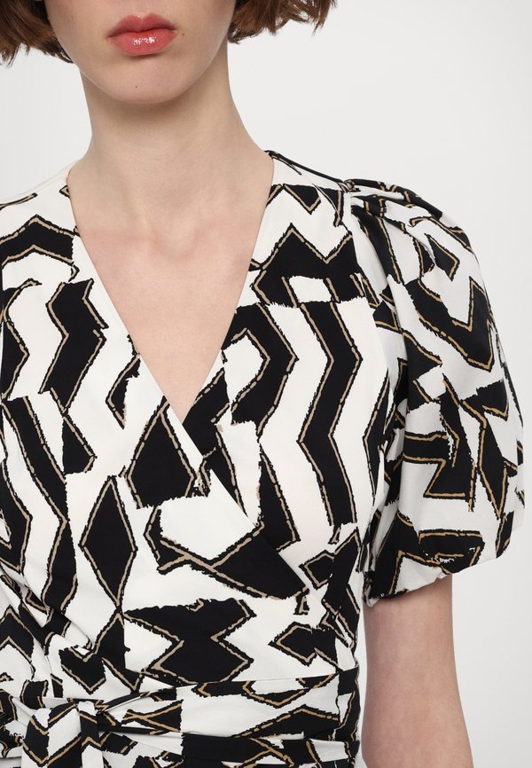 Diane von Furstenberg ARINA