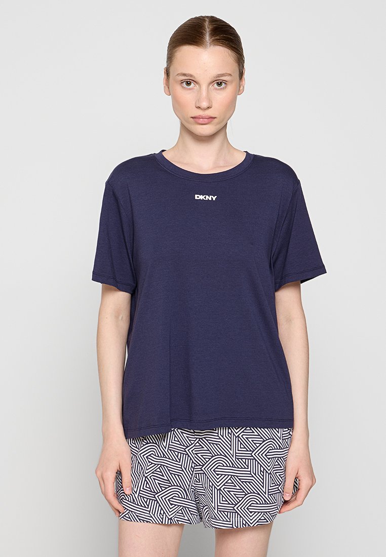 DKNY Loungewear Nachtwäsche Set Media 1