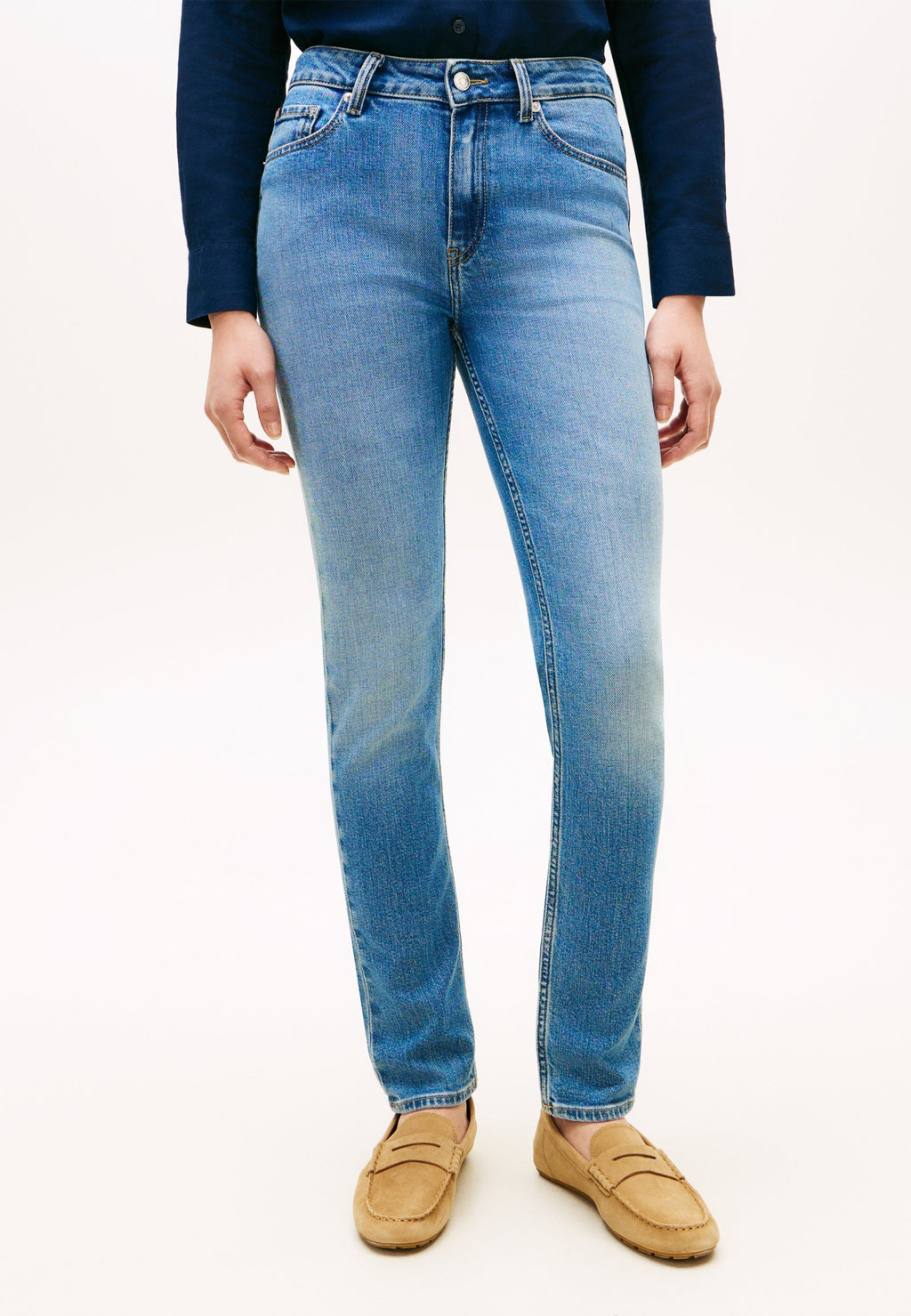 FADED MID RISE SLIM JEANS Media 3