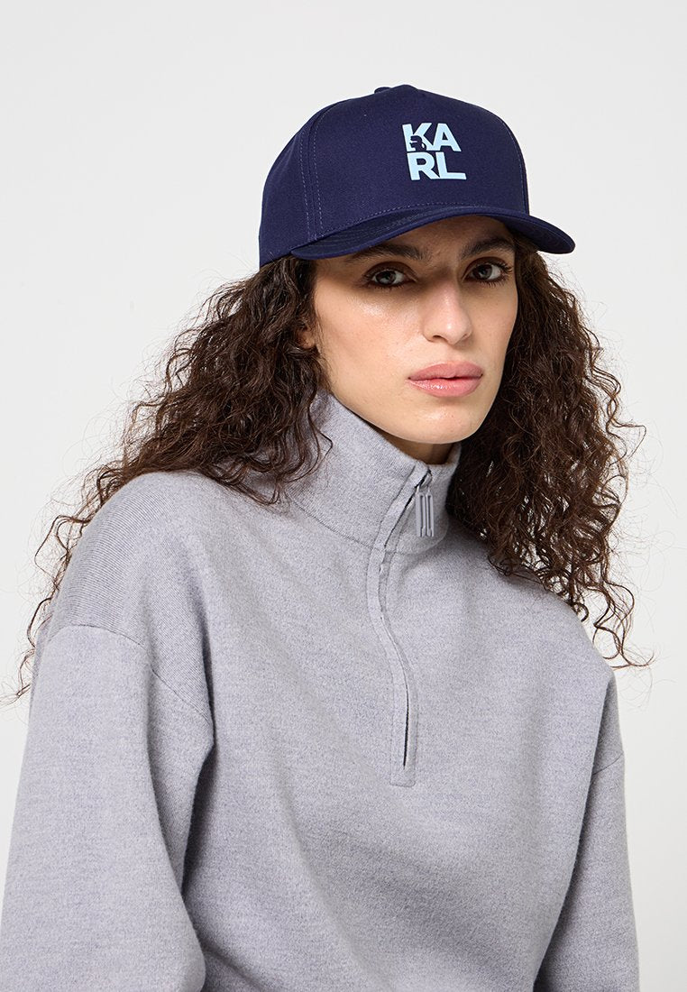 UNISEX Media 3