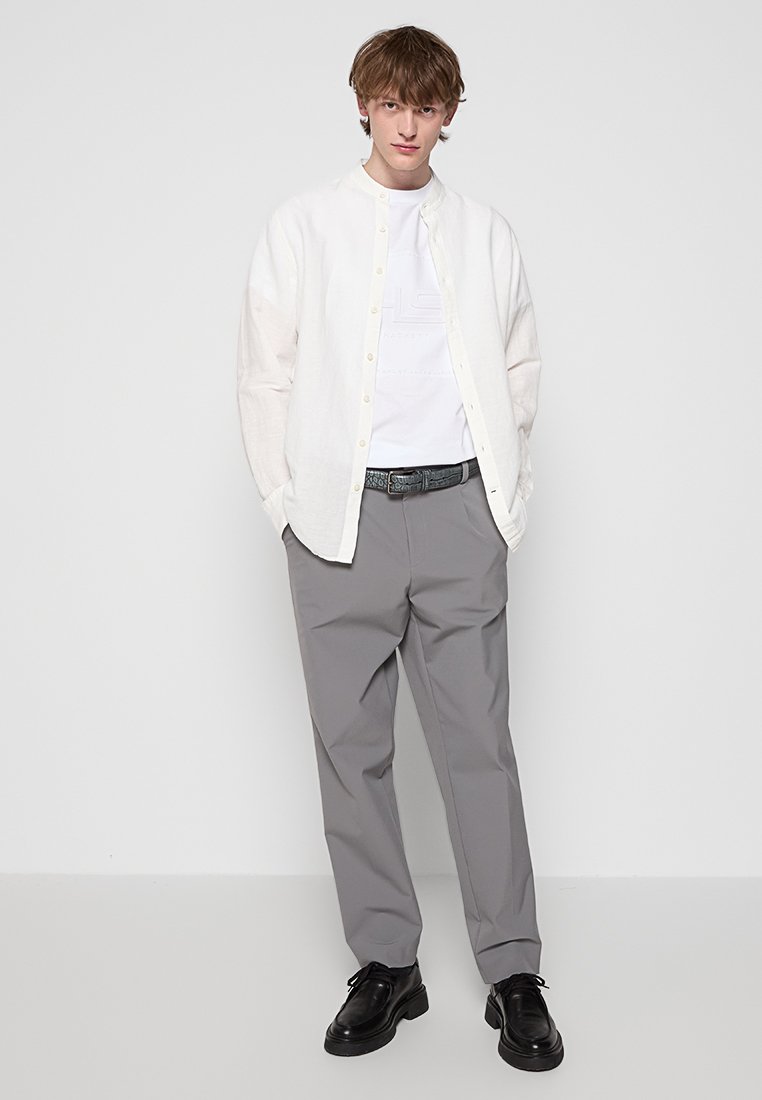 Hackett London TAILORED FIT