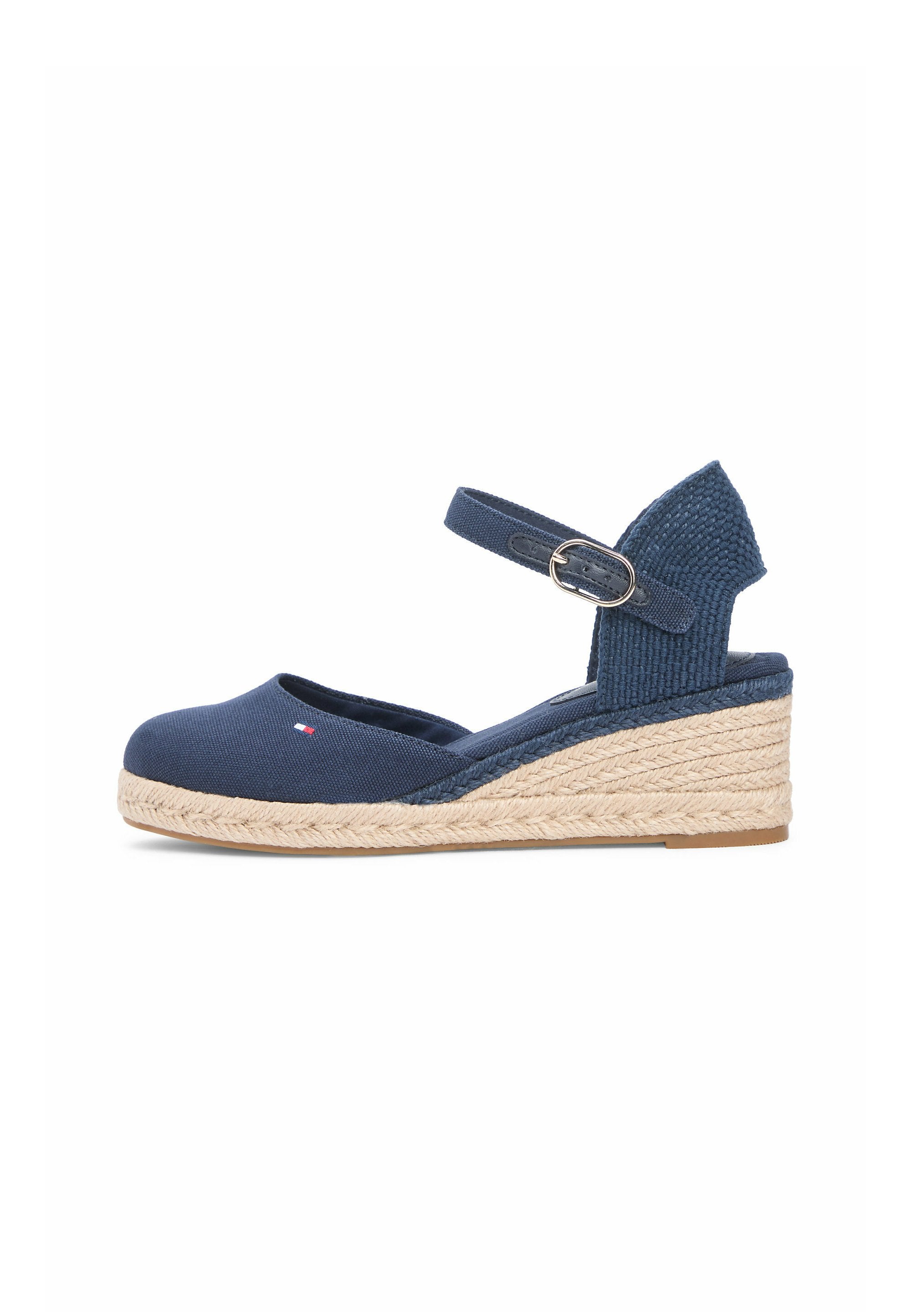 MID WEDGE ESPAD CLOSED TOE Media 1