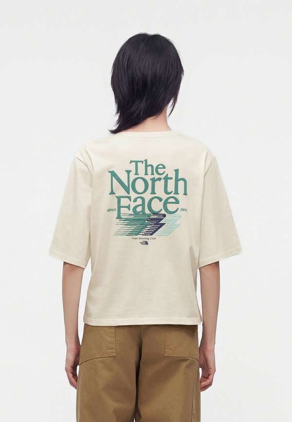 The North Face RETRO TRAIL BOXY SHORT SLEEVE TEE - GRAPHIC