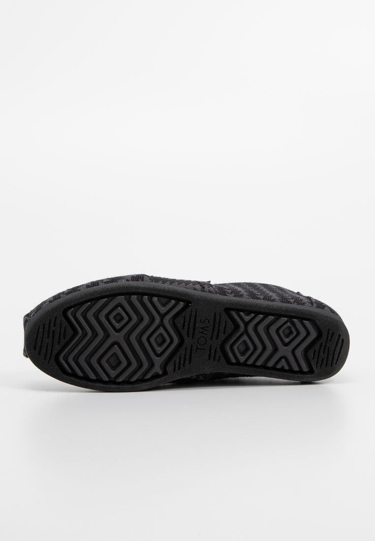 TOMS
