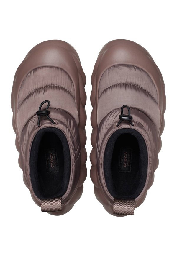 Crocs OVERPUFF SHORTY