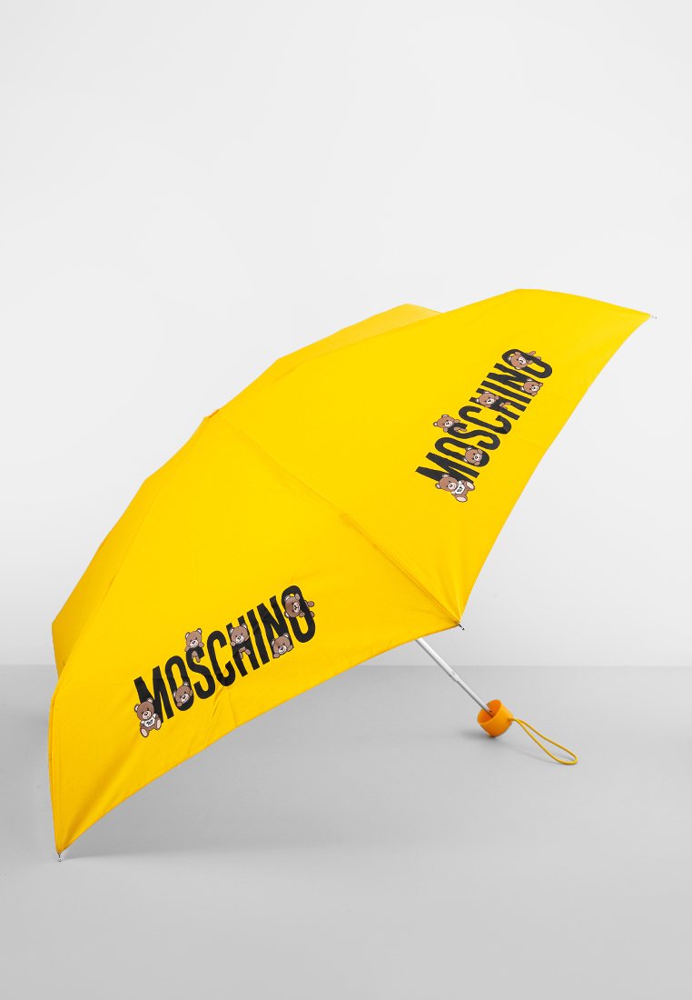 MOSCHINO