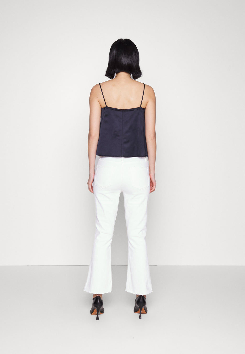 FRAME LE SUPER HIGH CROP MINI CASCADE HEM