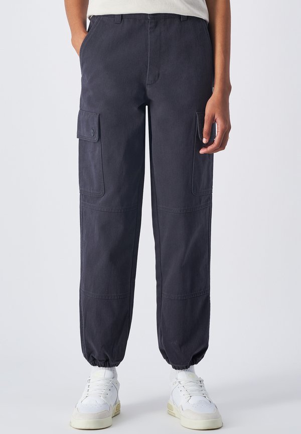 Champion Rochester ELASTIC CUFF SURPLUS UTILITY