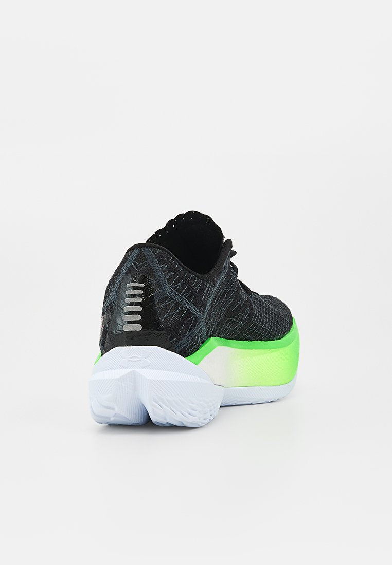 Under Armour  VELOCITI ELITE 2