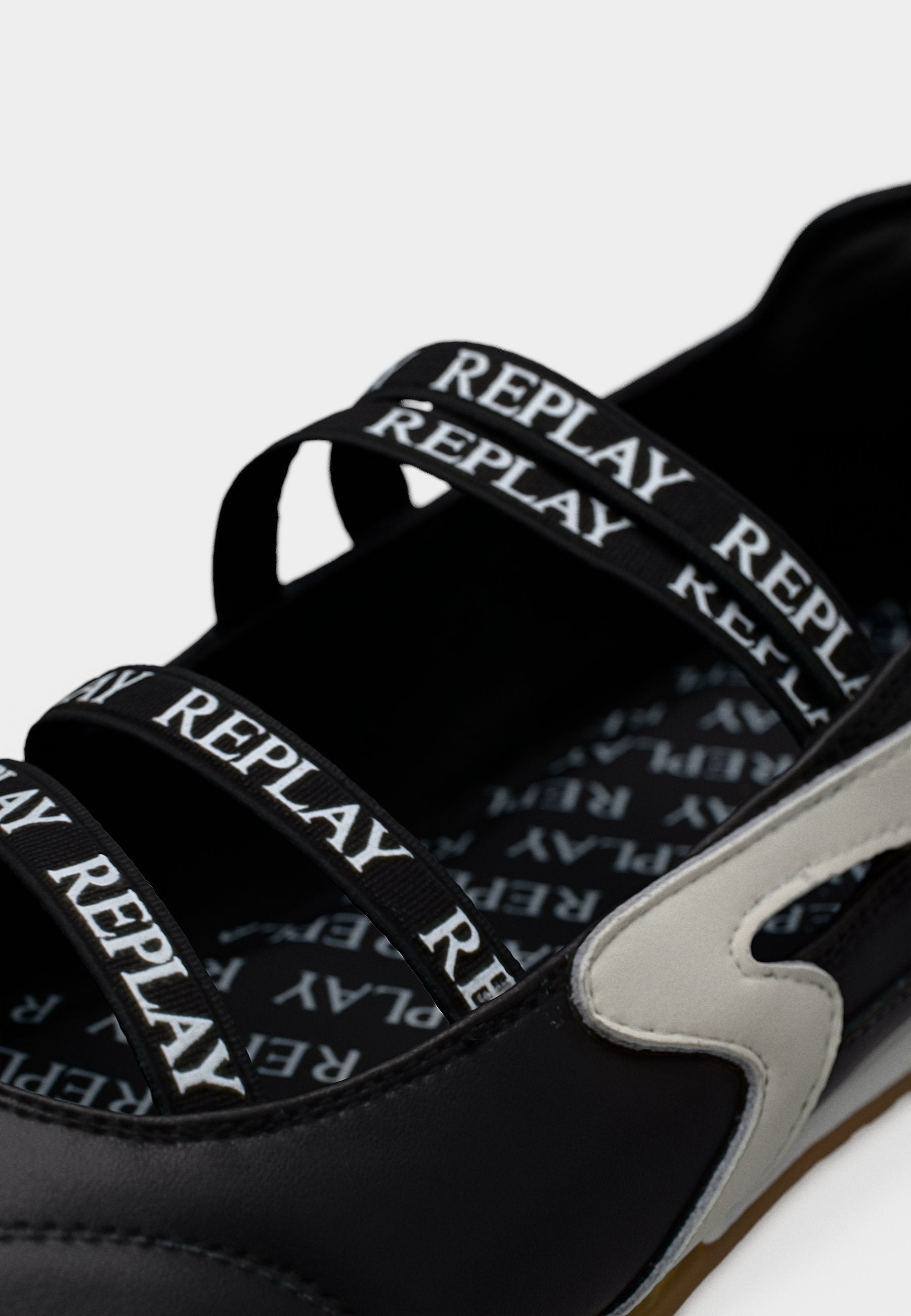 Replay LOLY ACTION