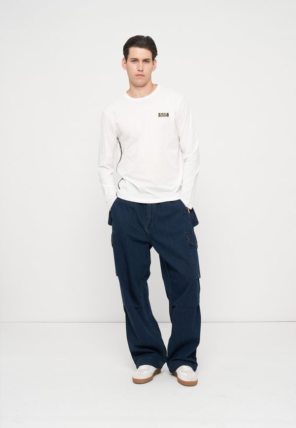 EA7 Emporio Armani