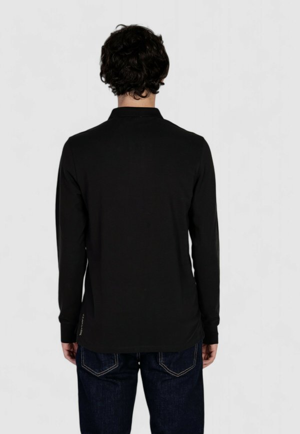 U.S. Polo Assn.