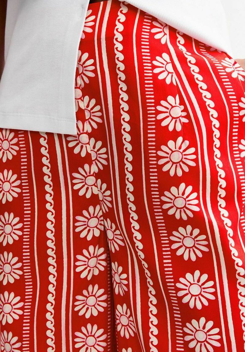 New Look DAISY CHAIN PRINT WIDE LEG CROPPED