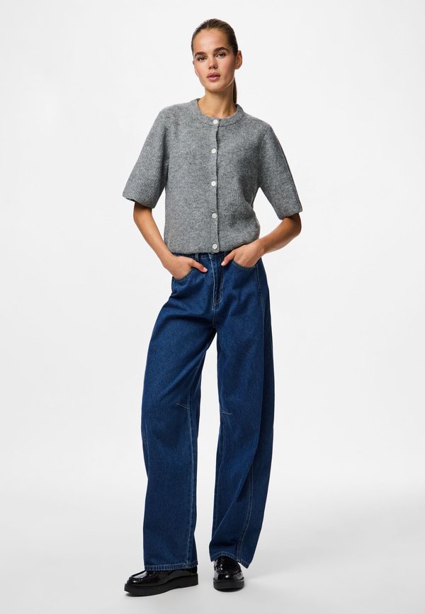 Pieces PCSILLY SS O-NECK KNIT CARDIGAN NOOS BC