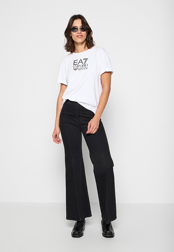 EA7 Emporio Armani