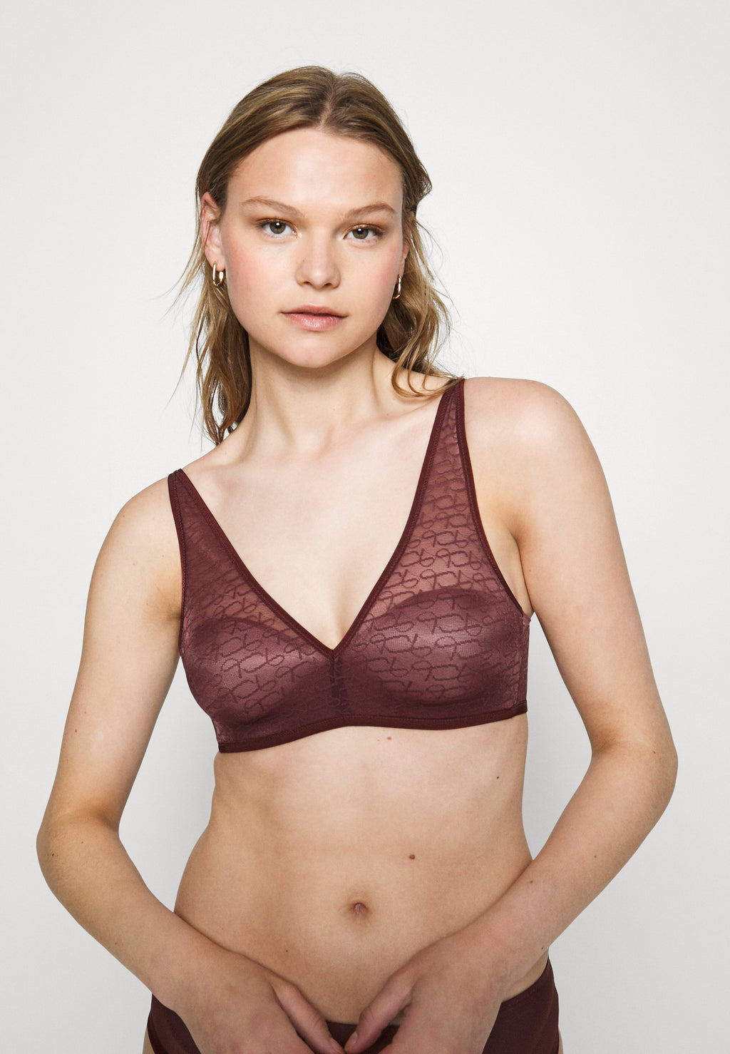 Triumph SIGNATURE SHEER