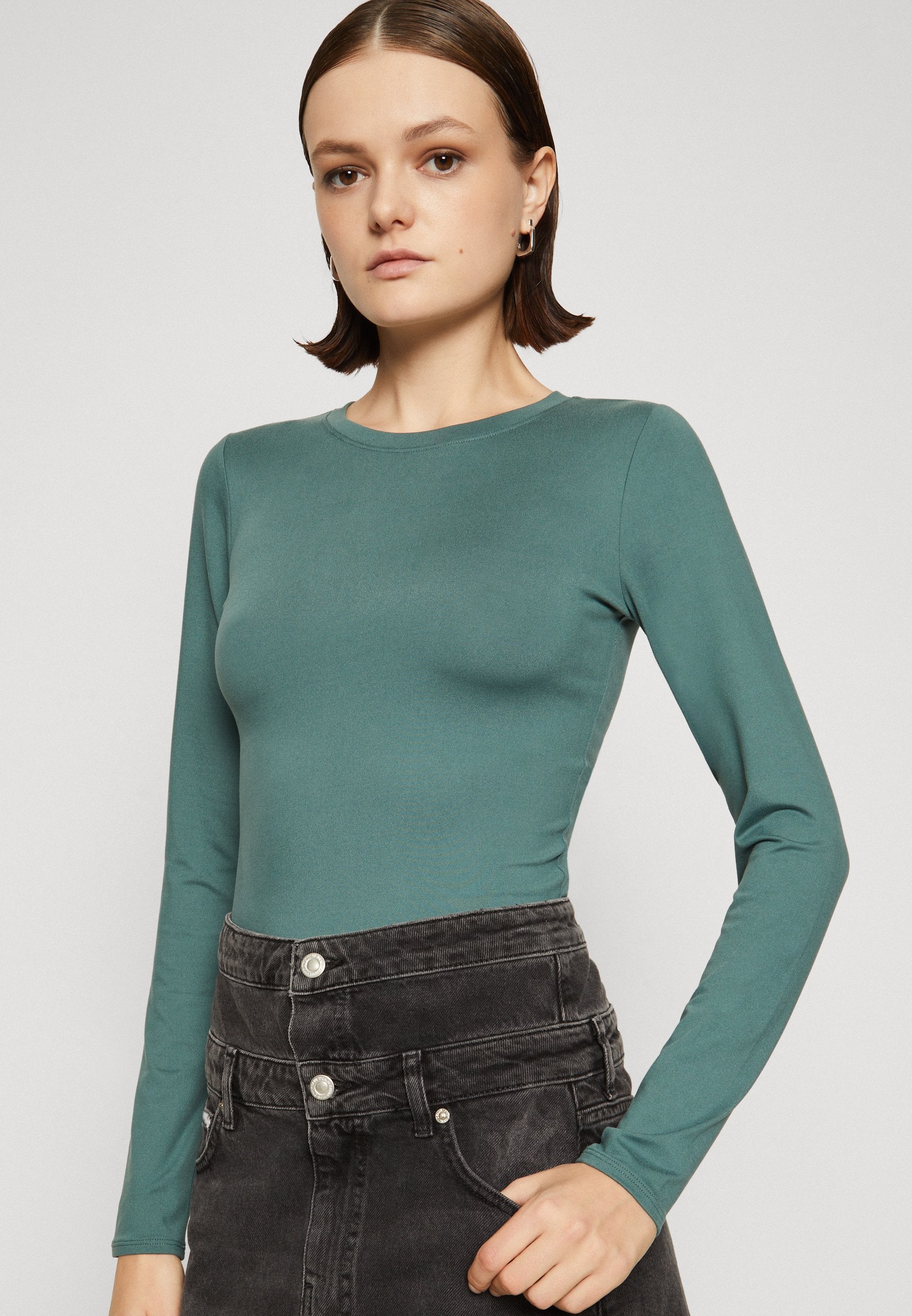 Hollister Co. FLAT SEAMLESS CREW