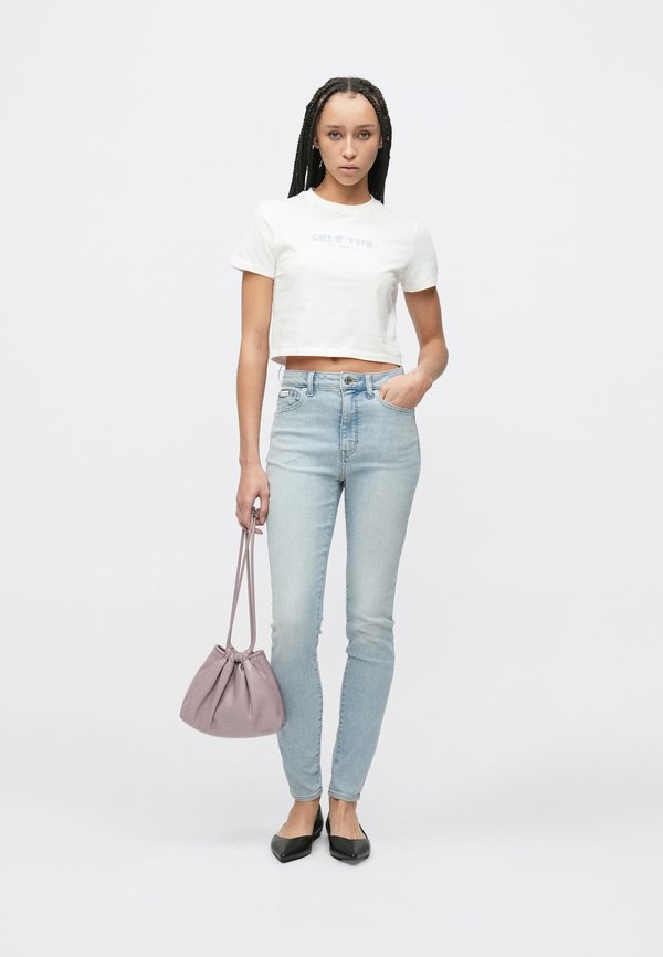 Calvin Klein Jeans LOGO CROPPED TEE