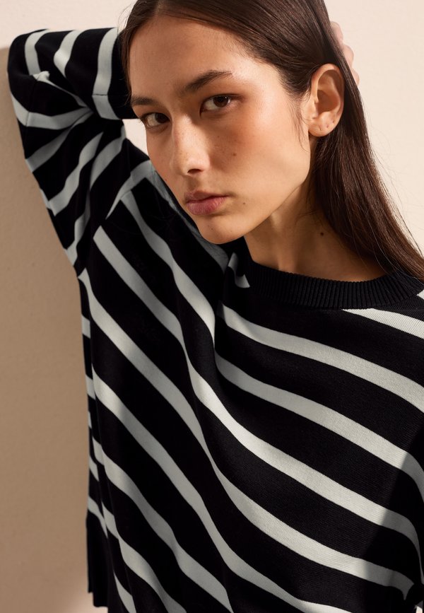 Stefanel STRIPED WITH SPLITS