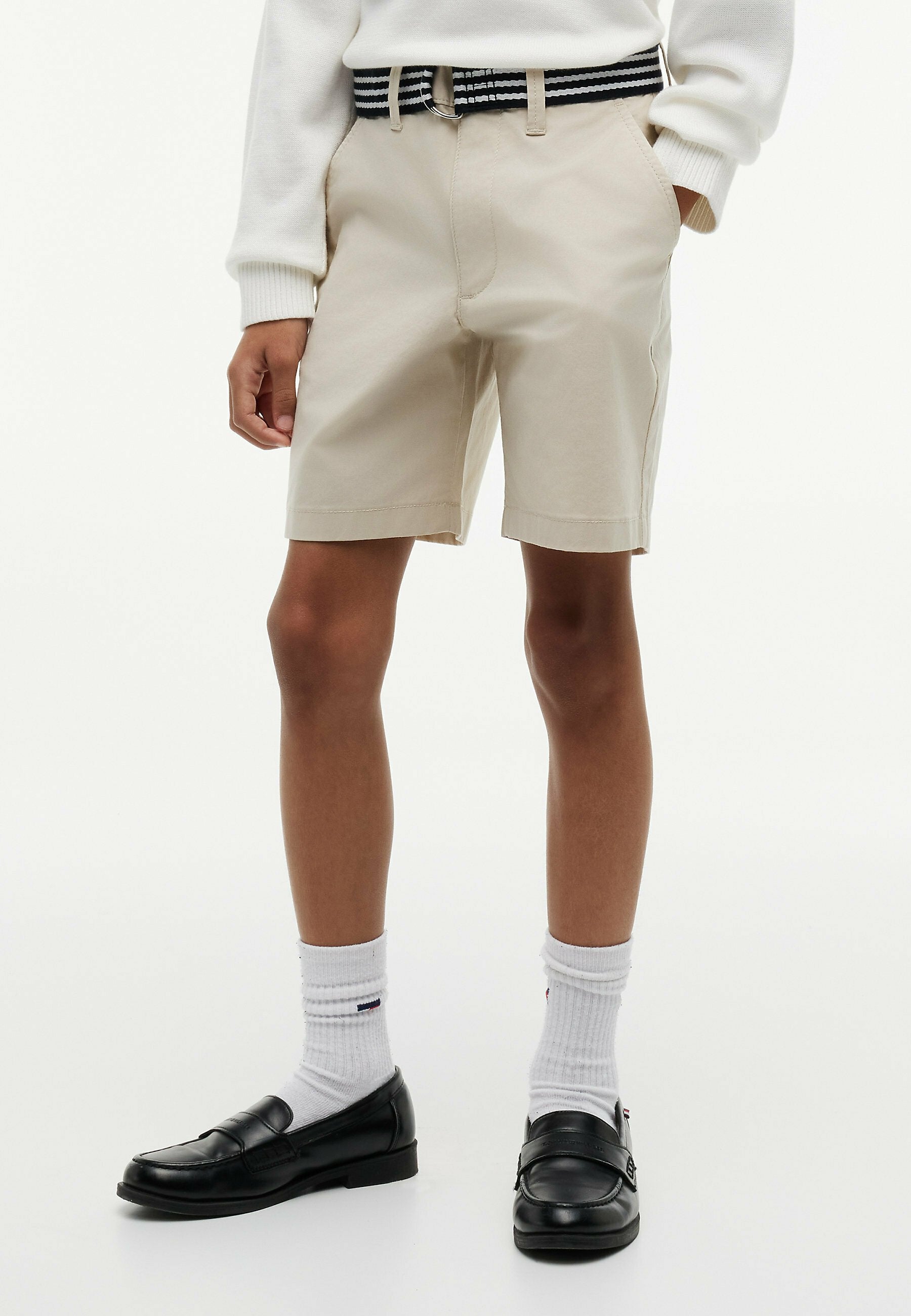 BAGGY CHINO BELTED SHORT Media 3