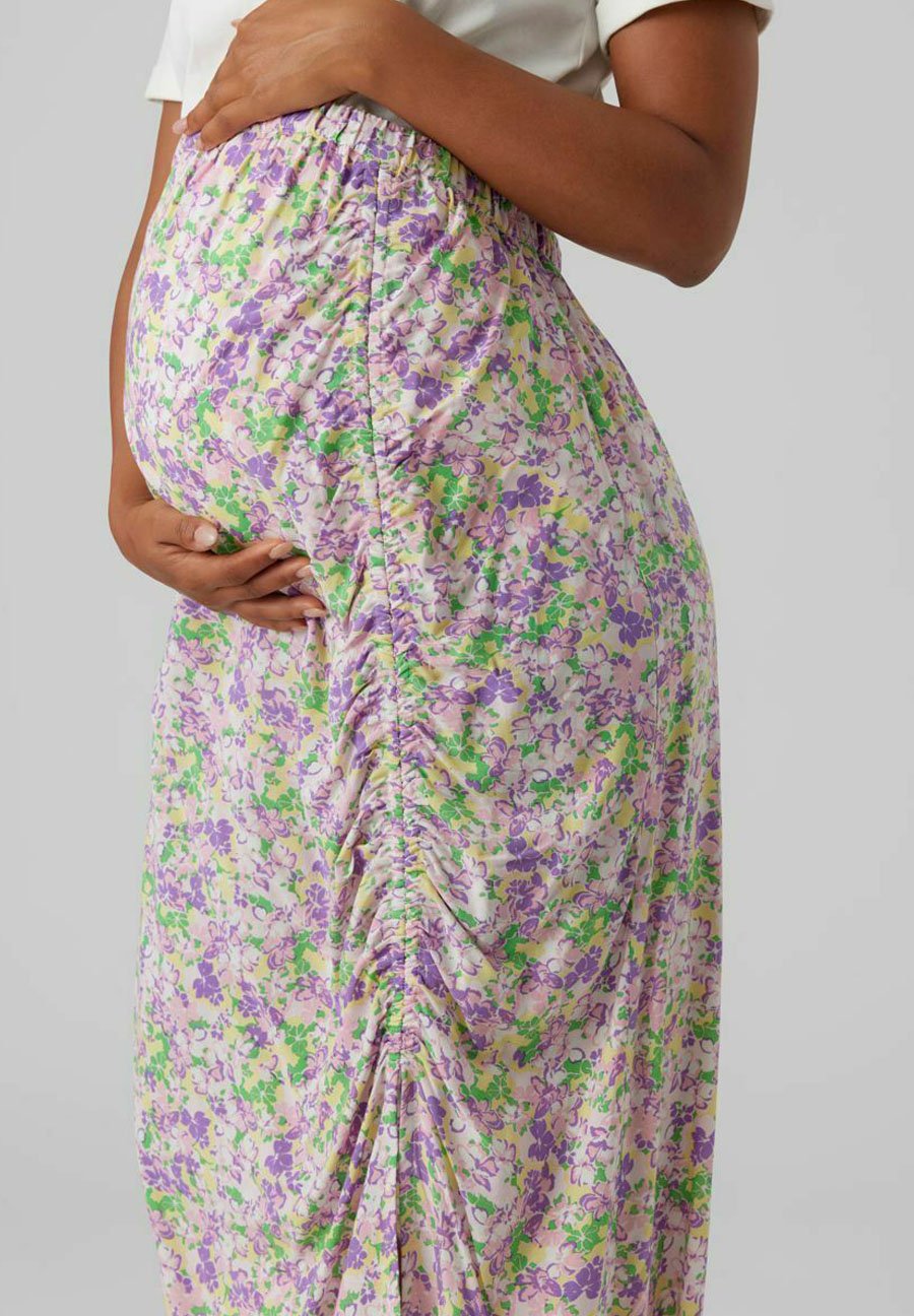 MAMALICIOUS UMSTANDS