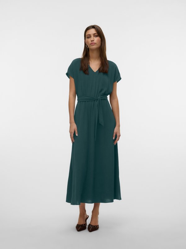 Vero Moda VMALVA V NECK MIDI DRESS - Day dress - ponderosa pine