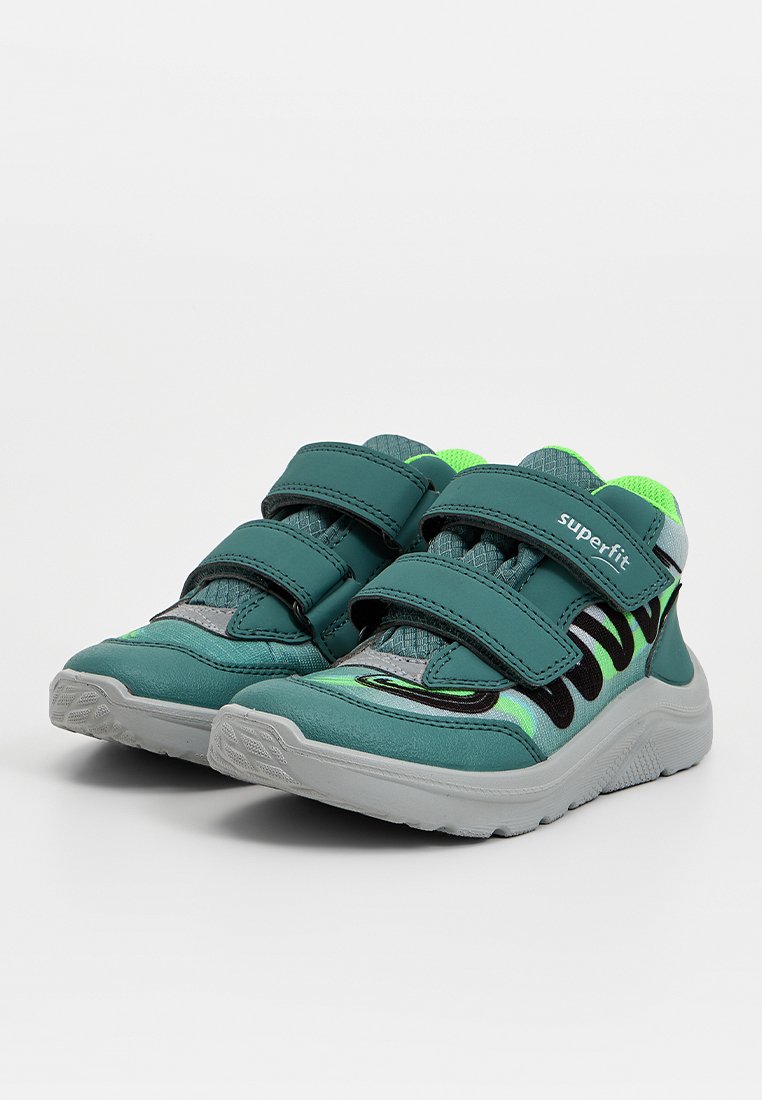 KICKS Media 2