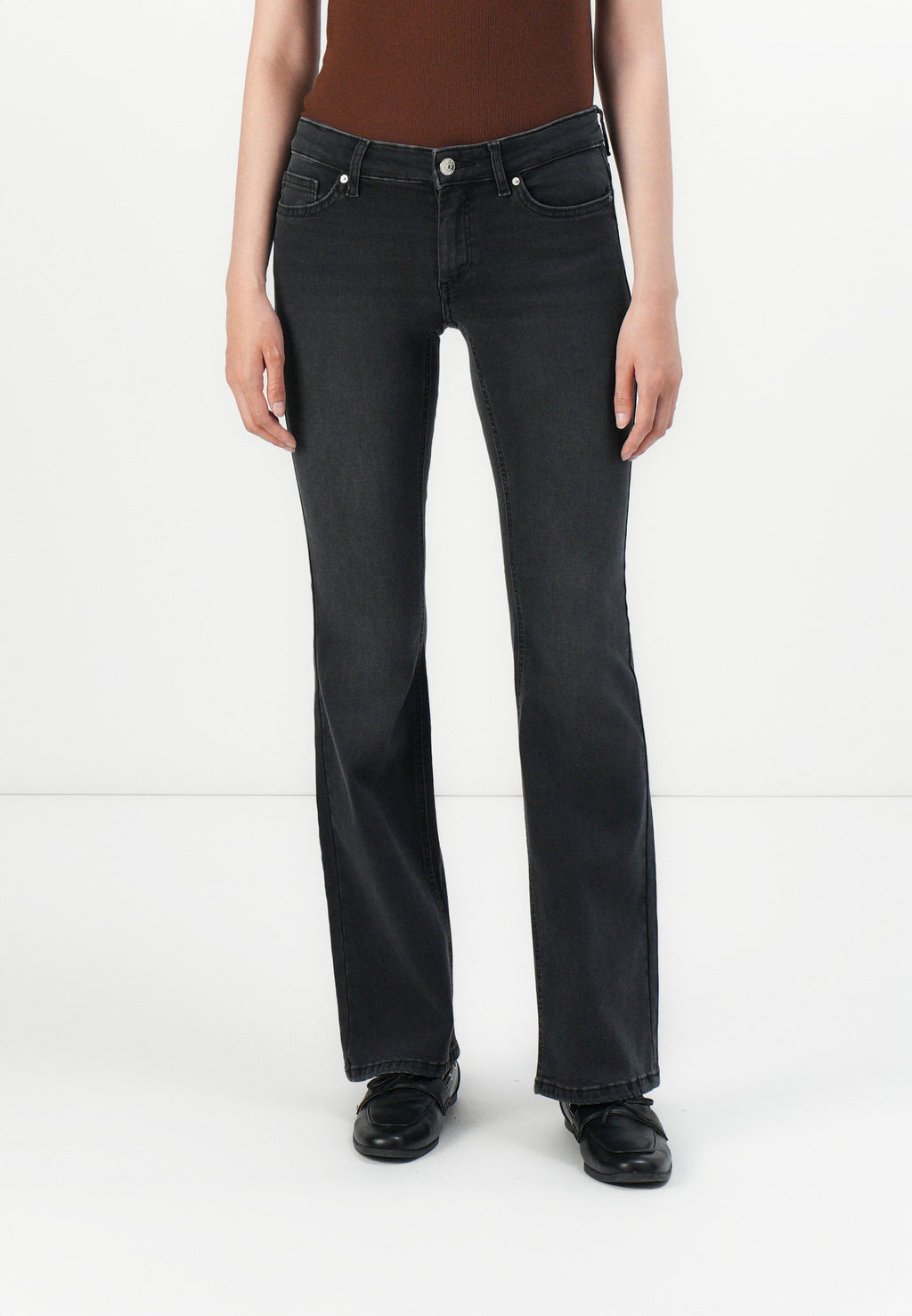 ONLBLUSH LOW WAIST FLARED BOX Media 3