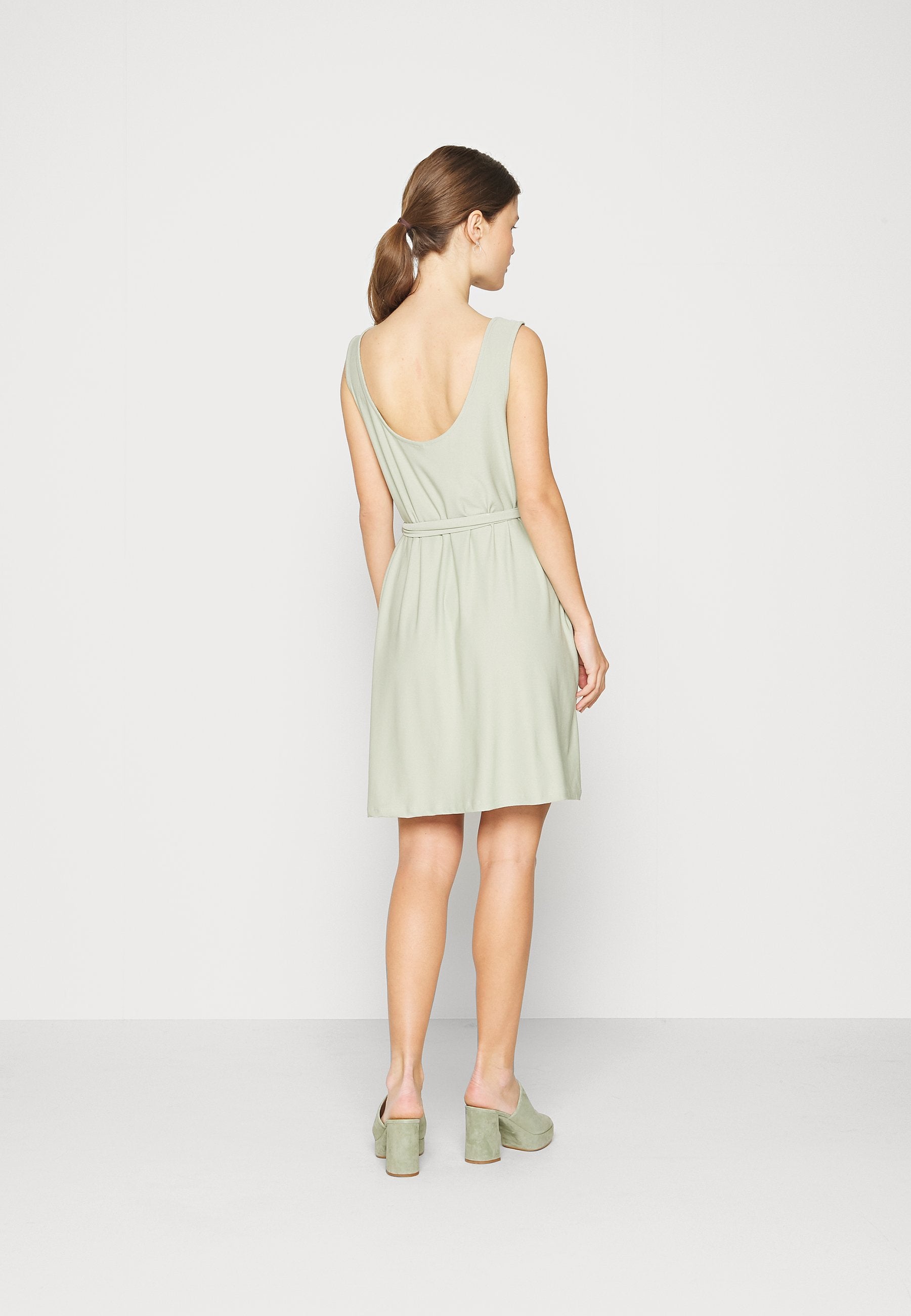 ONLNIDA DRESS Media 4
