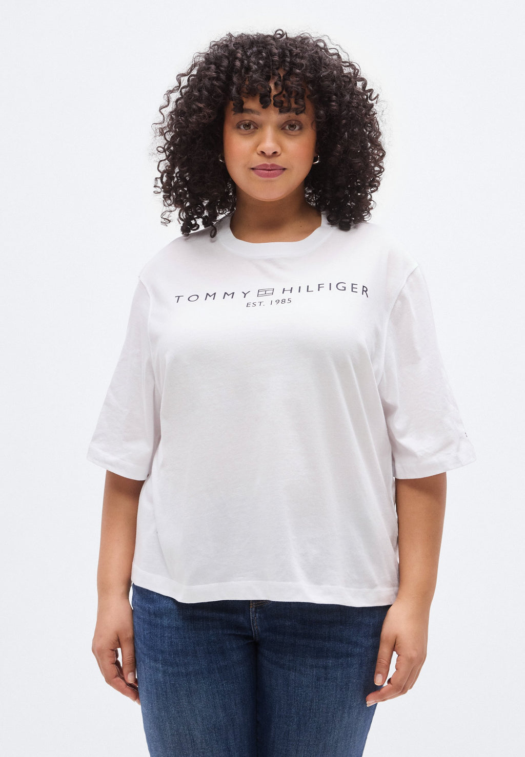 CURVE LOGO RELAXED JERSEY T-SHIRT Media 3