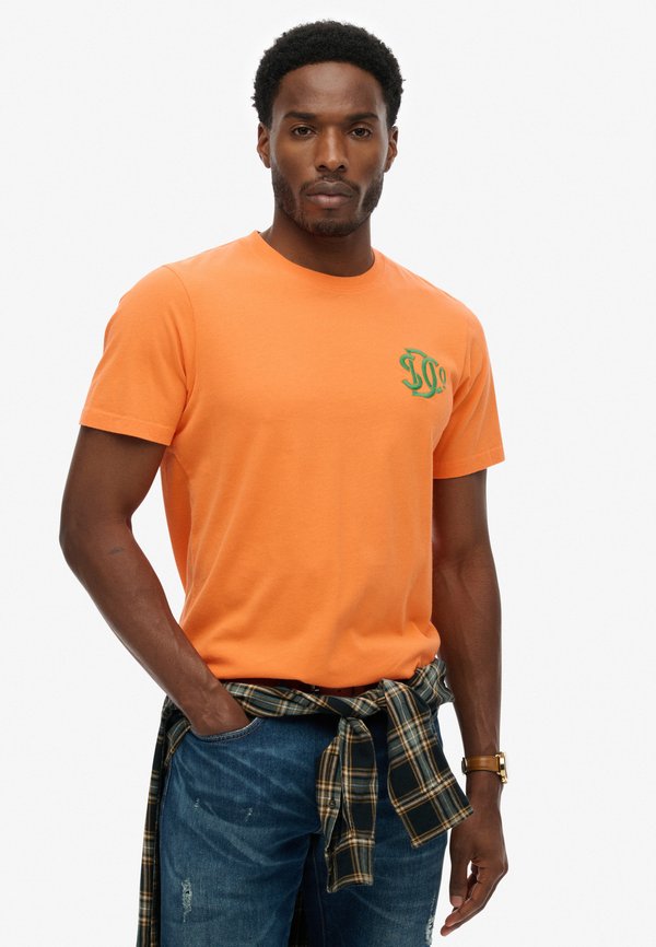 Superdry & Co SUPERDRY - Print T-shirt - firecracker orange