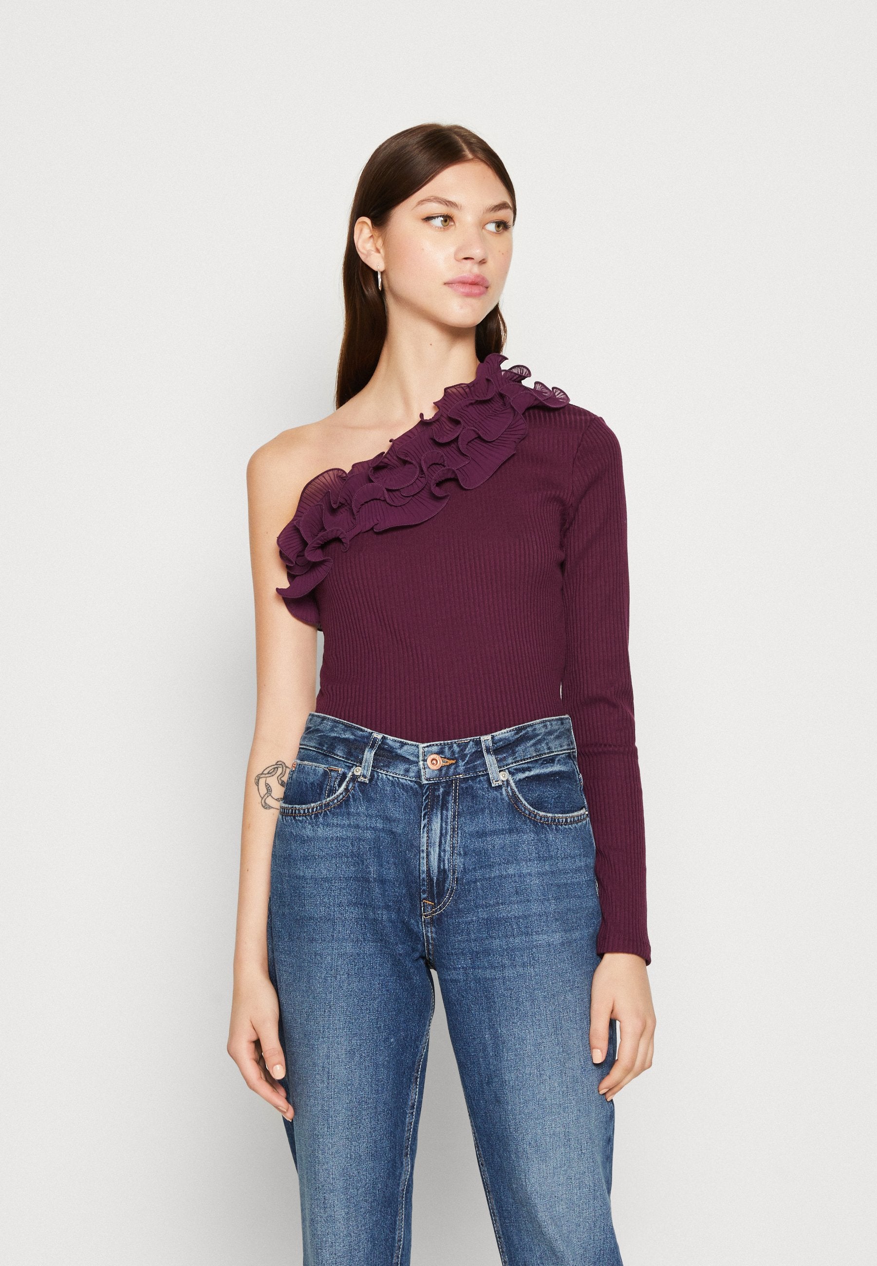 VILA VIMIA ONE SHOULDER FLOUNCE