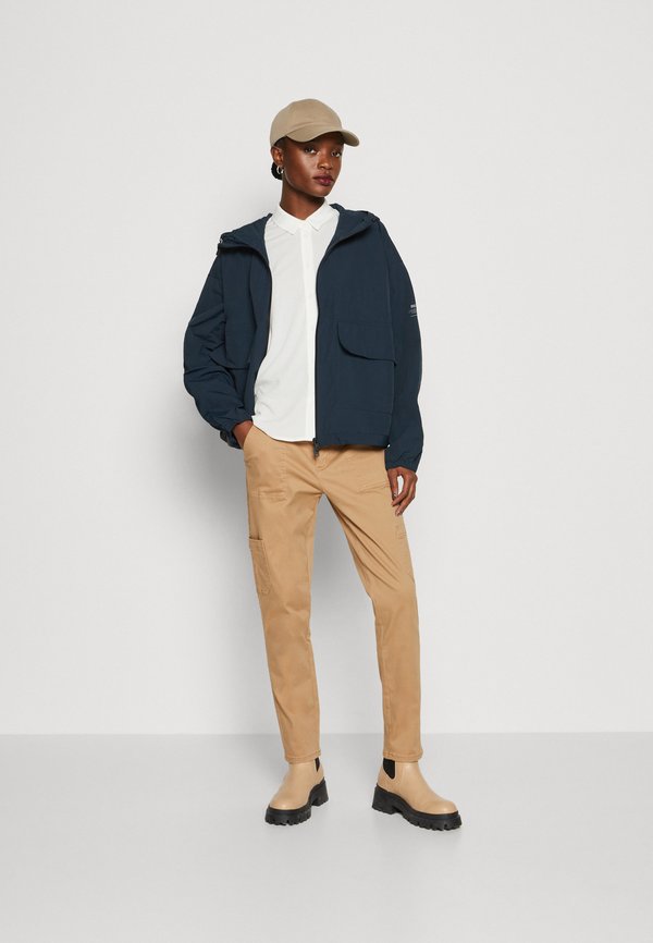 Banana Republic UTILITY