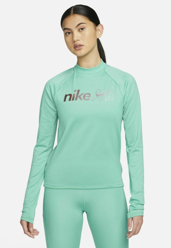 Nike Performance TUSSENLAAG