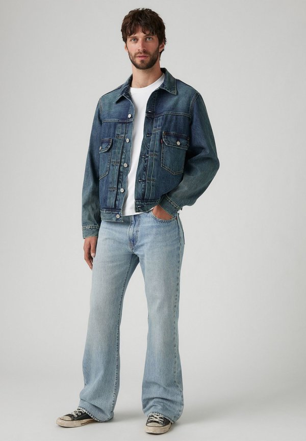Levi's® 567® RELAXED FLARE
